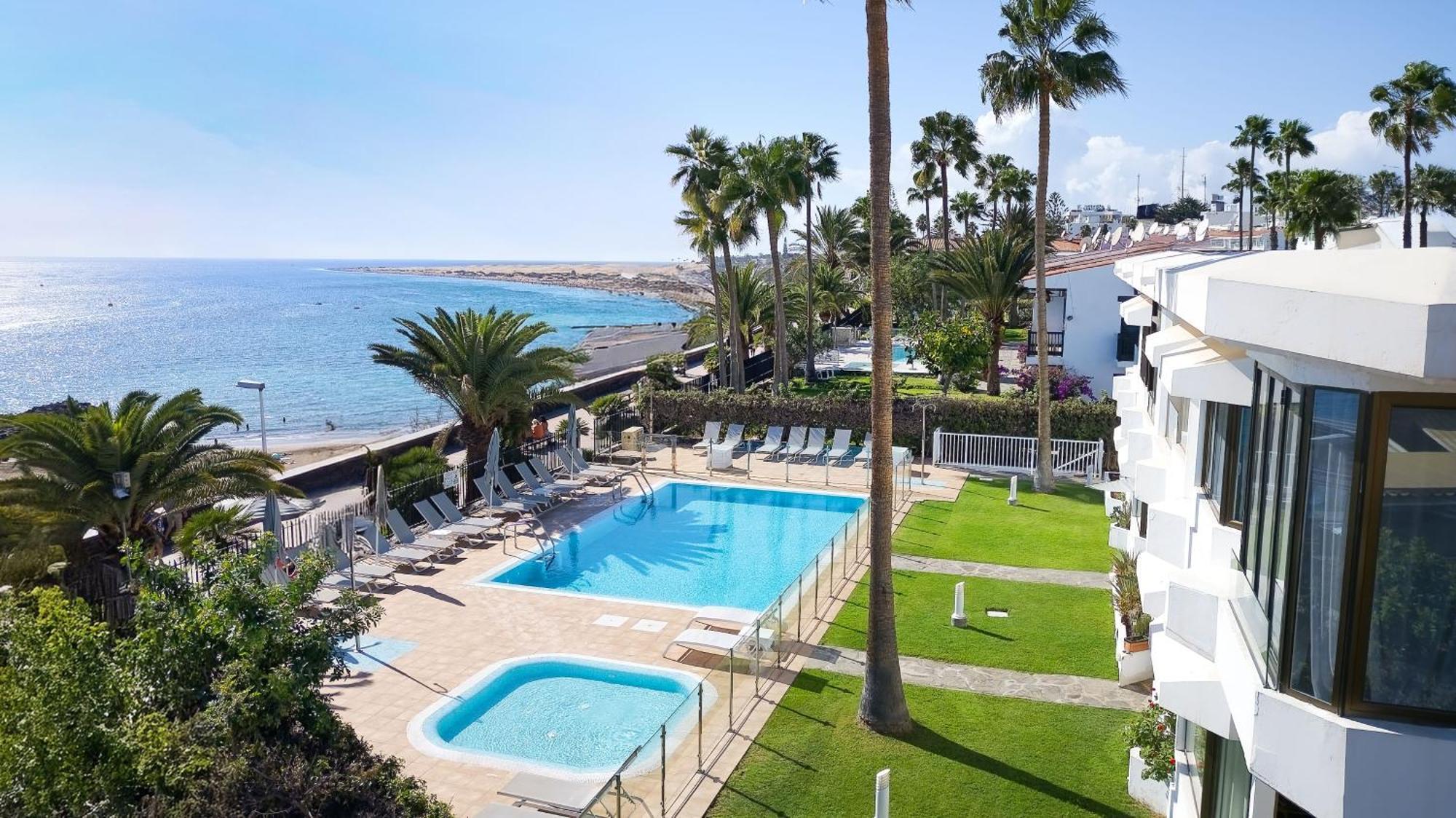 Salt Apartments Reina Sol بلايا ديل إنغلز المظهر الخارجي الصورة