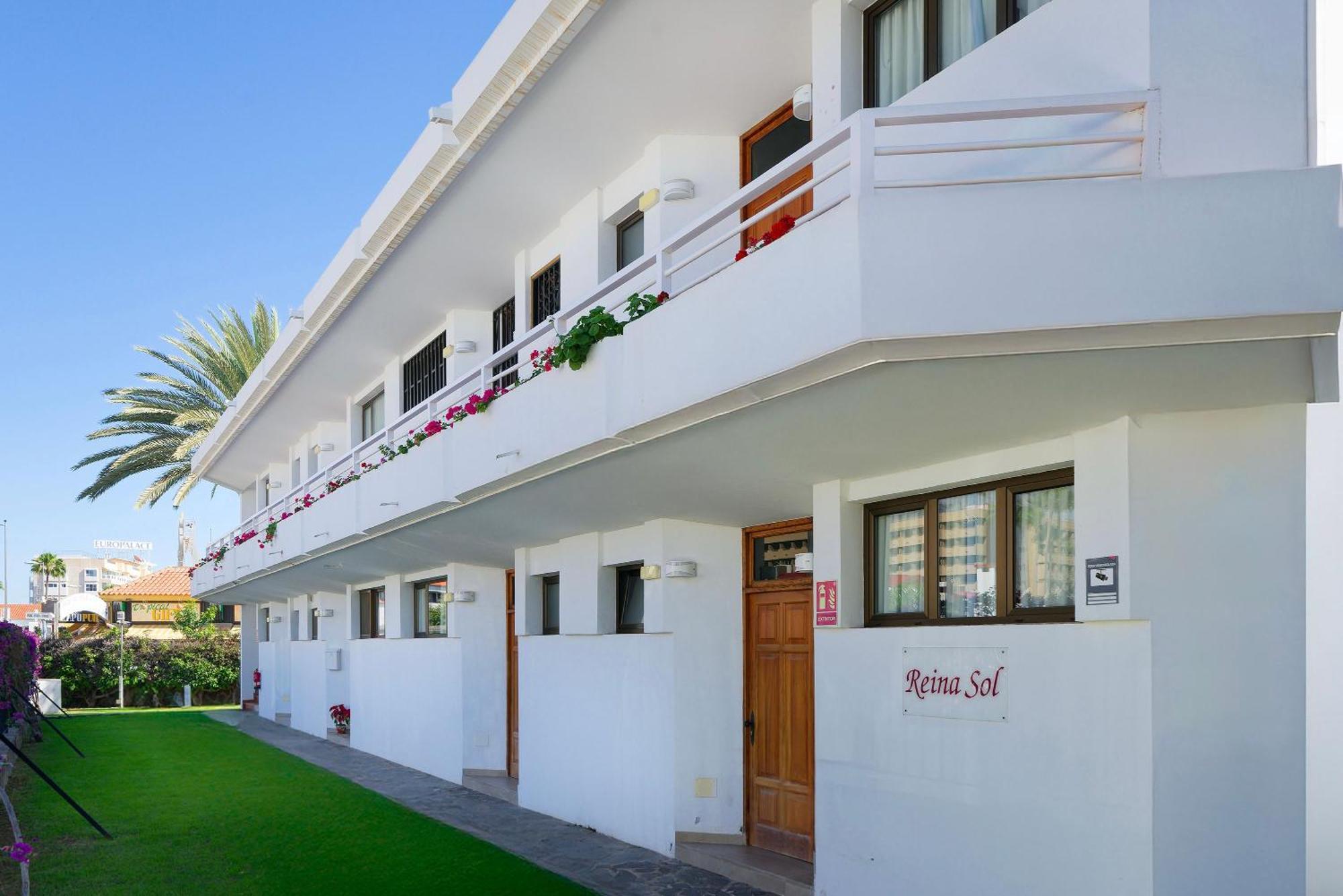 Salt Apartments Reina Sol بلايا ديل إنغلز المظهر الخارجي الصورة